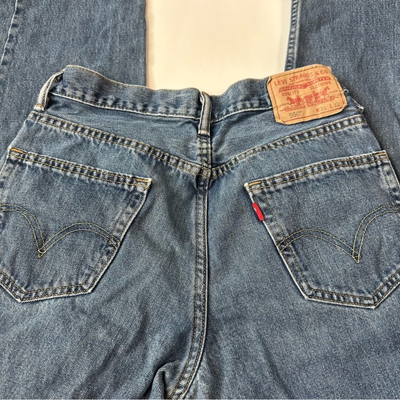 Levi’s 550 Jeans - Picture 2 of 5